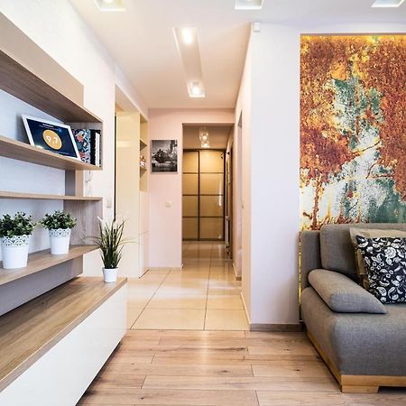 Stawowa Premium Apartment - 69 M2 With Sauna And Private Garage クラクフ エクステリア 写真
