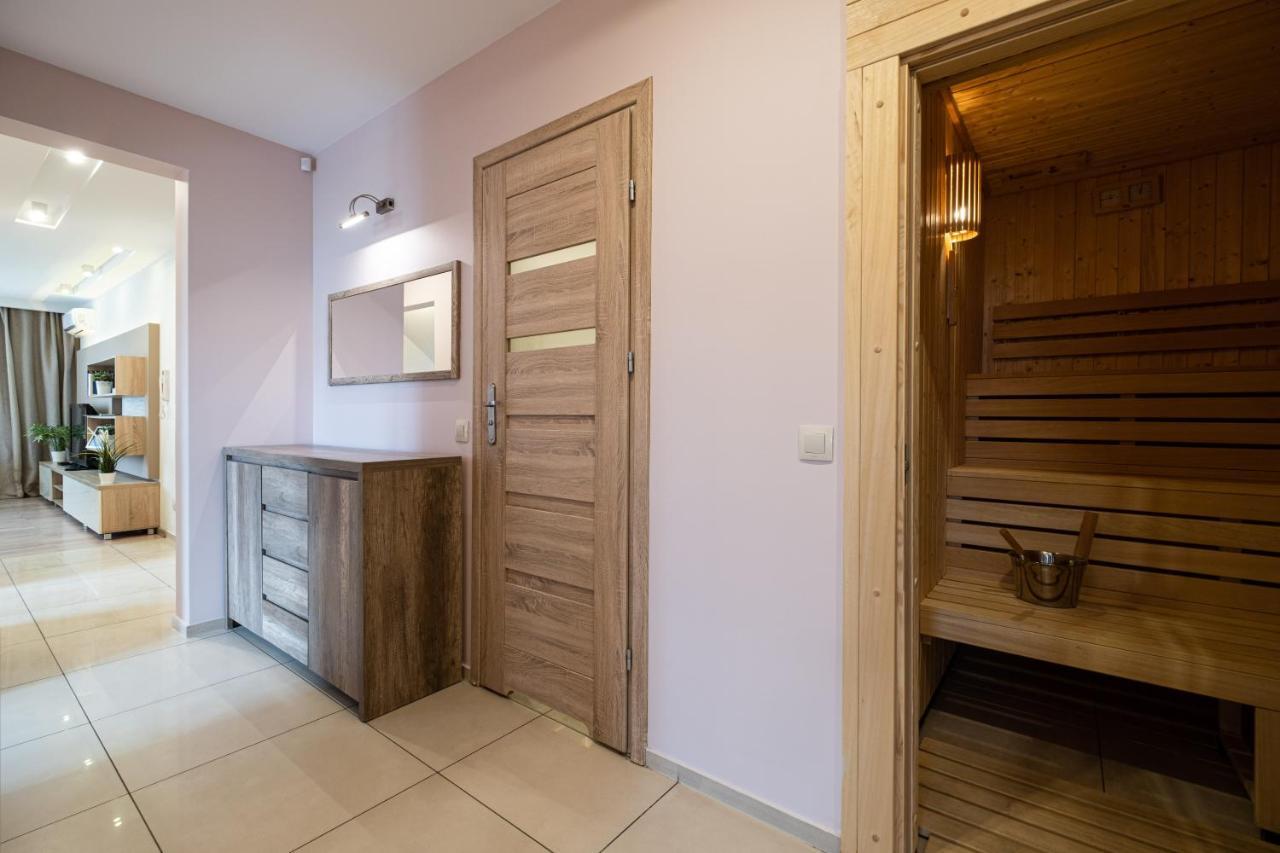 Stawowa Premium Apartment - 69 M2 With Sauna And Private Garage クラクフ エクステリア 写真