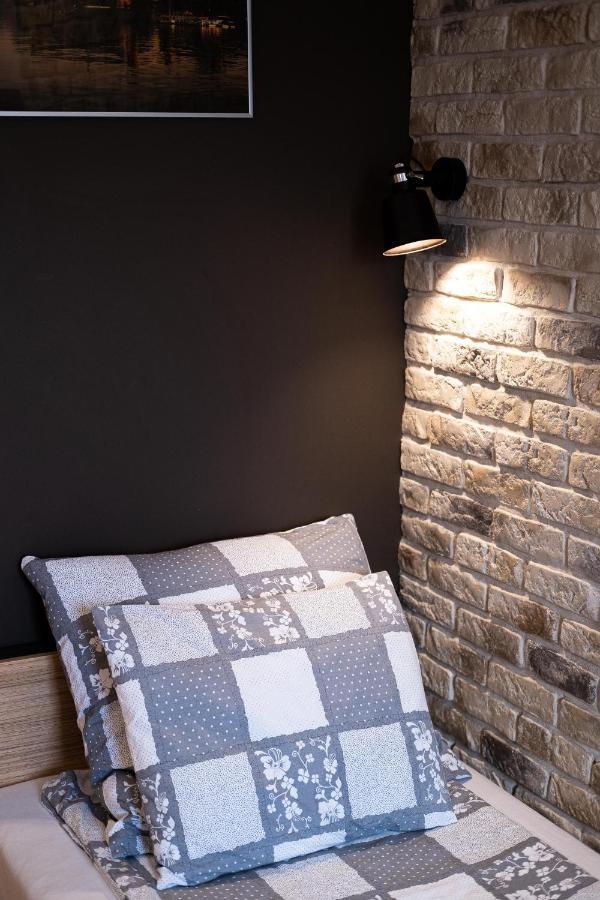Stawowa Premium Apartment - 69 M2 With Sauna And Private Garage クラクフ エクステリア 写真